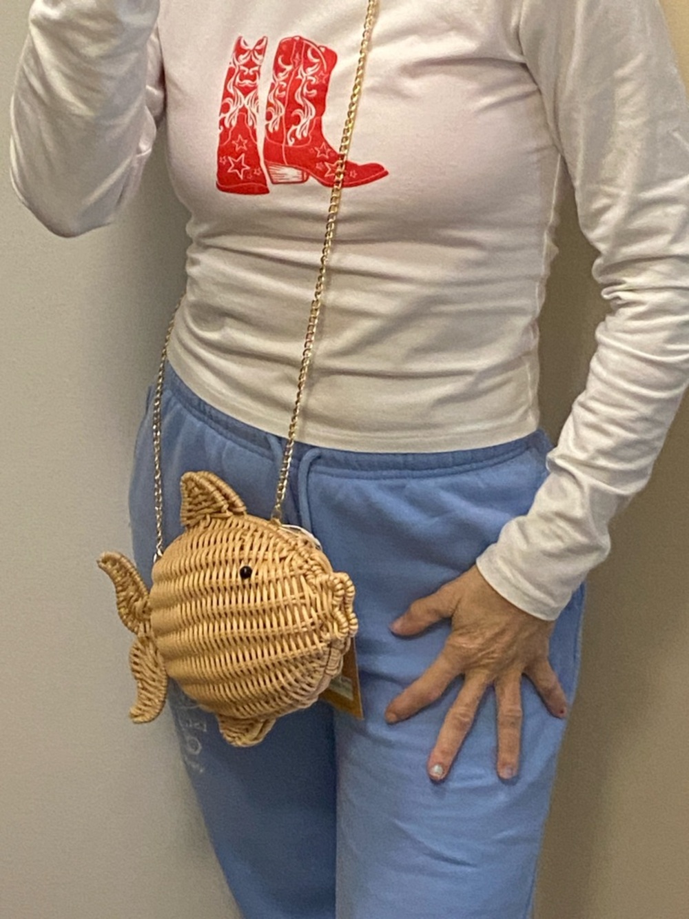 Tommy Bahama Woven Straw Fish Crossbody Bag - Picture 5 of 9